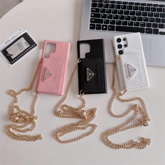 プロが教える！プラダの偽物・本物を見分ける5つのポイントを解説