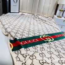 gucci エアコンブランケット
