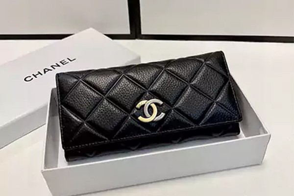 シャネル財布人気ランキングTOP10｜選び方とお手入れのコツ