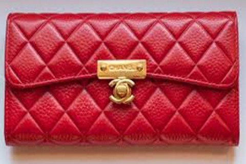 chanel 財布 偽物 見分け 方
