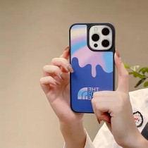 ノースフェイス偽物の見分け方は